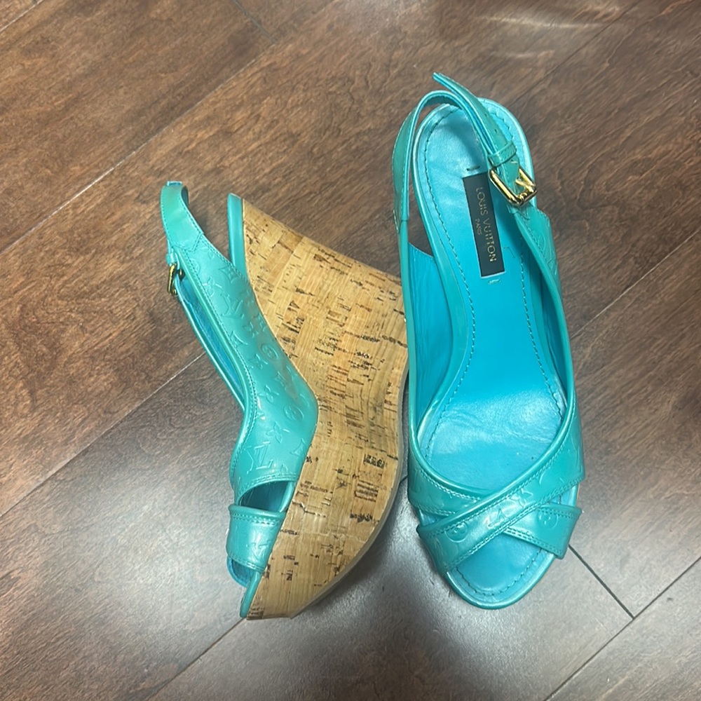 Sandals - Picture 5 of 7